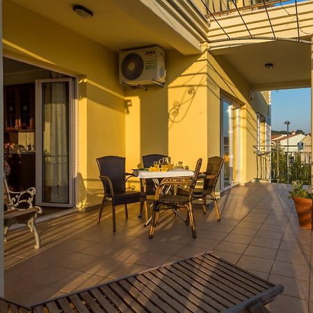 Apartment Majoran Pula Exterior photo