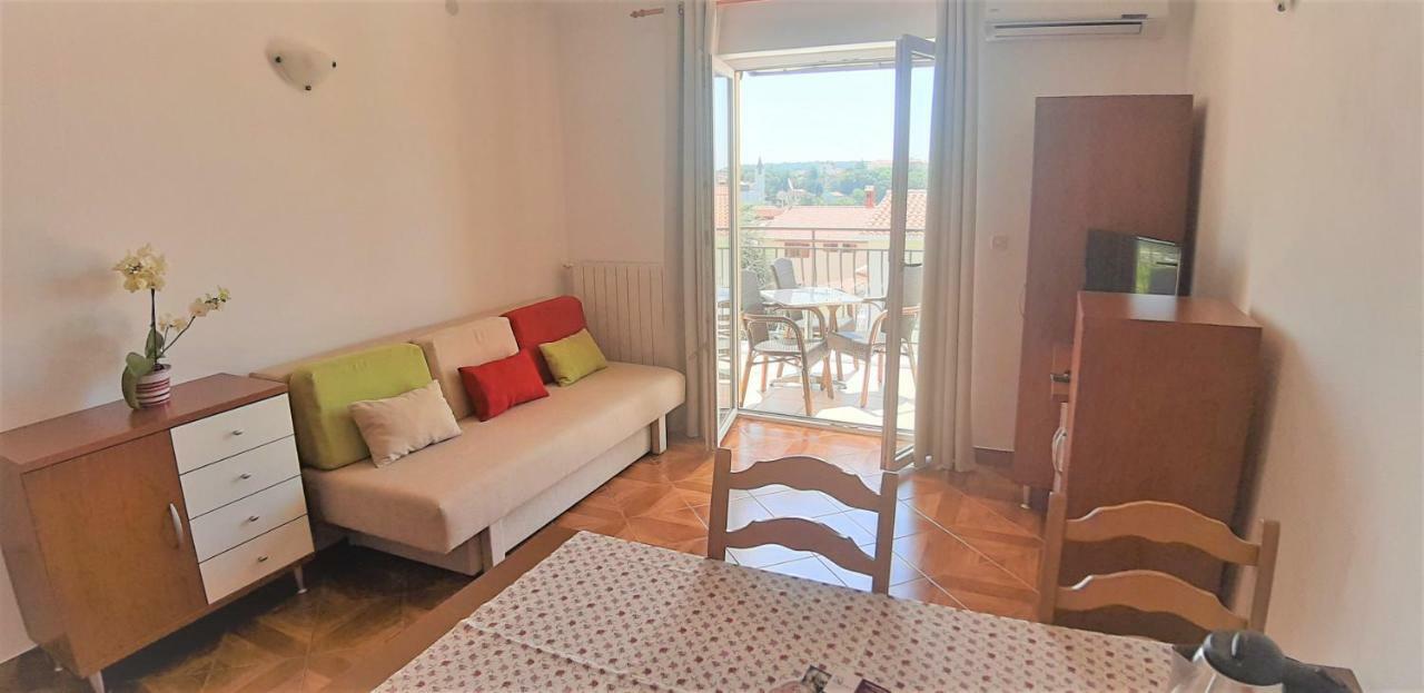 Apartment Majoran Pula Exterior photo